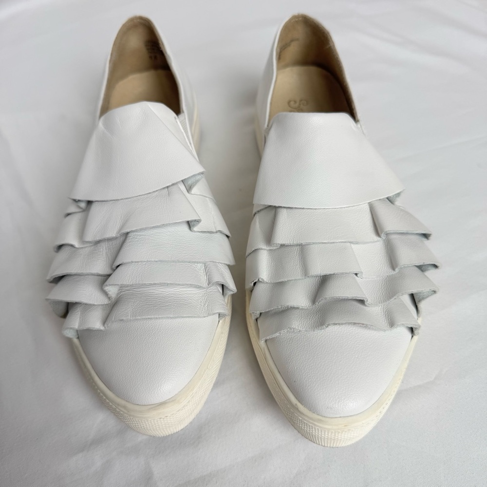Anthropologie Seychelles White Leather Ruffle Slip On Sneakers Flats Women 7.5